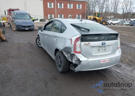 2013 Toyota Prius Three z USA, uszkodzony, nr VIN JTDKN3DU6D5607389
